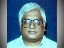 বাসের ধাক্কায় মৃত্যু আইএসআই অধ্যাপকের