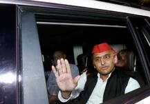 ২০১৯-র লোকসভা নির্বাচন নয়, রাজ্যসভার আসন্ন ভোট নিয়ে আলোচনা মায়াবতী-অখিলেশের