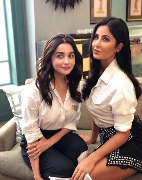 করিনা কপূর, ক্যাটরিনা কাইফের সঙ্গে আলিয়ার সম্পর্ক যথেষ্ট ভাল। তিনি ও ক্যাটরিনা একসঙ্গে জিমে যান। 