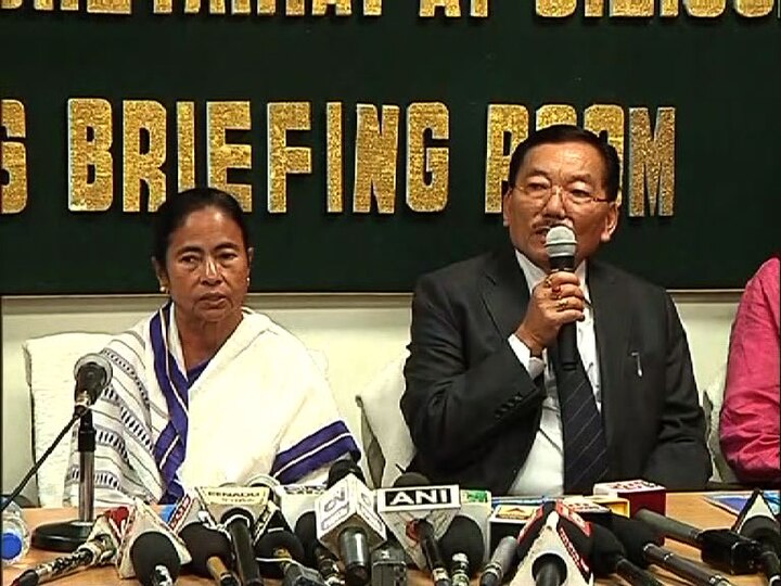 Mamata, Chamling agree to shelve differences, work together দার্জিলিং নিয়ে ভুল বোঝাবুঝি অতীত, একসুর মমতা-চামলিঙের