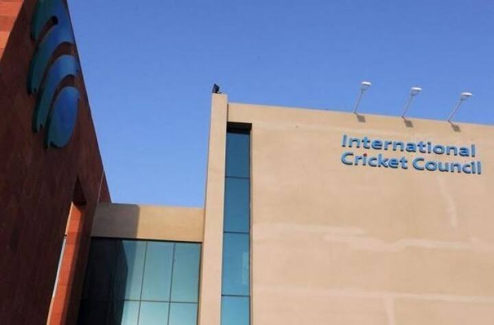 পুরো ঘটনা নিয়ে এখনও আইসিসি-র প্রতিক্রিয়া জানা যায়নি। সম্ভবত আজ প্রতিক্রিয়া জানাবে আইসিসি। 