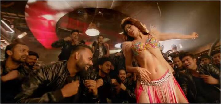 আসল গানটির সঙ্গে নতুন করে তৈরি হওয়া গানটির তুলনা করবেন দর্শকরা। তবে জ্যাকলিন আশাবাদী 