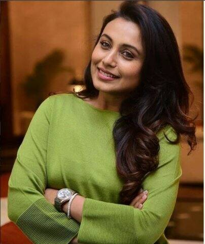 বলিউডের প্রতিষ্ঠিত অভিনেত্রী রানি মুখোপাধ্যায় এমন কিছু কাজ করেছেন, যা সতিই প্রশংসনীয়। রানি বলিউডের সেই হাতেগোনা কয়েকজন অভিনেত্রীদের মধ্যে একজন যিনি কেরিয়ারের মধ্যগগনে ব্ল্যাক, সাথিয়া এবং হম তুম-এর মতো সিনেমায় চ্যালেঞ্জিং ভূমিকায় অভিনয় করেছেন। শুধু সিনেমাতেই নয়, বাস্তব জীবনেও অকপট রানি। আজ তাঁর জন্মদিন। এমন একটা দিনে জেনে নেওয়া যাক, তাঁর কয়েকটি অকপট মন্তব্য সম্পর্কে। 