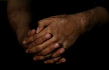 লখনউতে অ্যাসিড-হামলার শিকার ১৪ বছরের কিশোরী