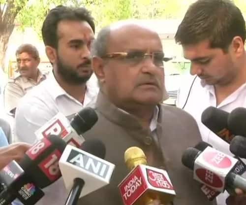 JD(U) leader KC Tyagi comes clean on links with Cambridge Analytica কেমব্রিজ অ্যানালিটিকার সঙ্গে মিলে ছেলের সংস্থার বিরুদ্ধে বিহার নির্বাচনে প্রভাব খাটানোর অভিযোগ অস্বীকার ত্যাগীর