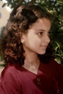 আজ এই অভিনেত্রীর ৩১ বছরের জন্মদিন, চেনেন কি তাঁকে, তাঁরই শৈশবের ছবি এটি