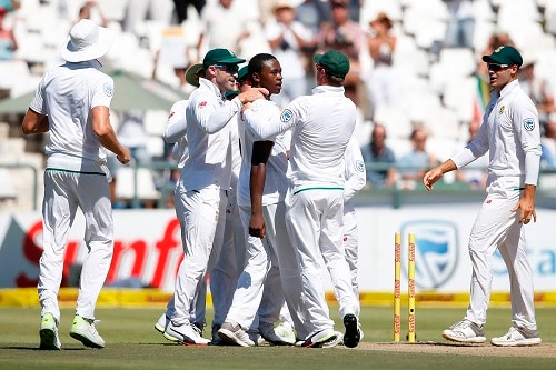 South Africa's Rabada wins duel with Warner ডুয়েল জিতলেন রাবাদা, মাঠের বাইরে বিতর্কে ওয়ার্নার