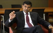 দ্রুত চিন্তা করতে পারি না, তাই ট্যুইটারে নেই, জানালেন রঘুরাম রাজন