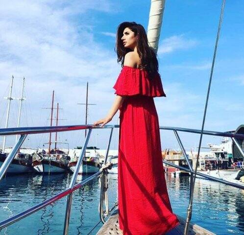 (Photos: Mahira Khan Instagram)