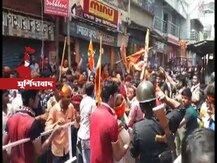 রাম নবমী উপলক্ষ্যে মুর্শিদাবাদে অস্ত্র মিছিল বিজেপির, খণ্ডযুদ্ধ পুলিশের সঙ্গে, লাঠিচার্জ
