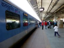 করোনা আবহে রেলের শীতাতপ নিয়ন্ত্রিত কোচগুলিতে অপারেশন থিয়েটারের মতোই হাওয়া বদলের ব্যবস্থা