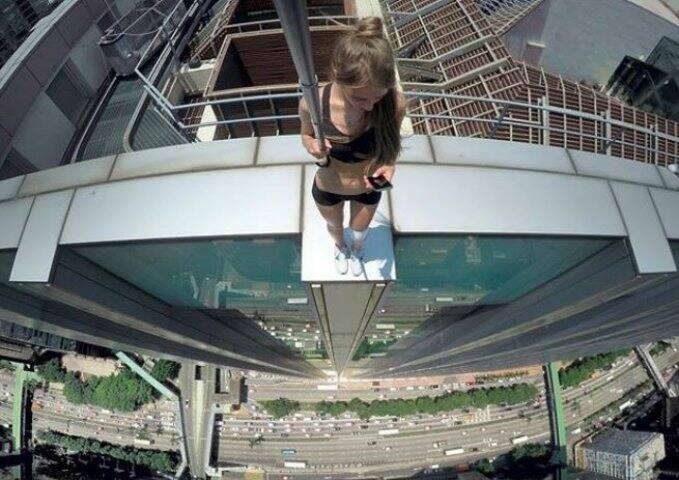 তাঁর ছবি তোলা দেখলে নিঃশ্বাস বন্ধ হয়ে যেতে পারে।