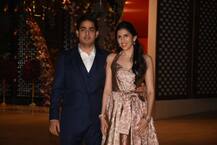 ছেলে আকাশের এনগেজমেন্টের পর বিরাট পার্টি দিল অম্বানি পরিবার, ছিলেন বলিউড কলাকুশলী, ক্রিকেটাররা