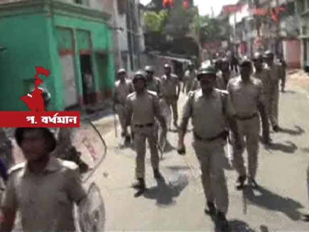 WB violence: NHRC notice to Mamata govt, DGP; asks internal team for on-spot probe আসানসোল-রানিগঞ্জ অশান্তি: রাজ্য, পুলিশের ডিজিকে নোটিস জাতীয় মানবাধিকার কমিশনের