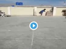 দেখুন ভিডিওতে: তাঁরই মতো বল ঘোরাচ্ছে,ছয় বছরের পাক শিশুর স্পিনে মুগ্ধ ওয়ার্ন