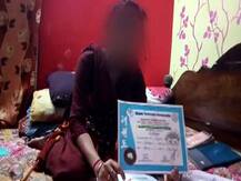 বীরভূমের \'বীরাঙ্গনা\': ঘড়ি মেরামত করতে গিয়ে \'শ্লীলতাহানি\', উচ্চমাধ্যমিক পরীক্ষার্থীর মার্শাল আর্টে কাবু তিন অভিযুক্ত