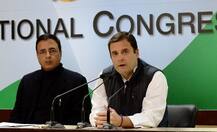 ফেসবুকে তথ্য চুরি মামলায় নয়া দাবি: ২০১৪-তে কংগ্রেসকে হারাতে কেমব্রিজ অ্যানালিটিকাকে টাকা দিয়েছিলেন এক কোটিপতি!