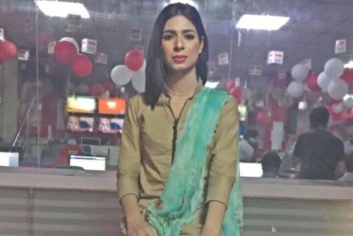পাকিস্তানের প্রথম রূপান্তরকামী মহিলা সংবাদ পাঠিকা হওয়ার নজির গড়লেন মারভিকা মালিক