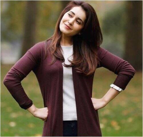 যদিও রাশি একবার বলেন, বুমরাহকে ব্যক্তিগতভাবে চেনেন না তিনি।