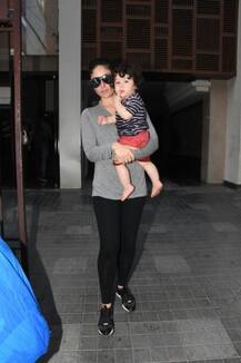 নতুন হেয়ারস্টাইলে দেখা গেল এই তারকা-সন্তানকে, কে সে দেখুন