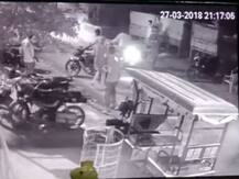 ইলাহাবাদে প্রকাশ্যে দু হাতে পিস্তল নিয়ে হামলা অপরাধীর