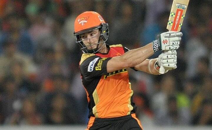 বল বিকৃতি বিতর্কে সমগ্র ক্রিকেট জগতই স্তম্ভিত। দক্ষিণ আফ্রিকার বিরুদ্ধে চলতি সিরিজের তৃতীয় টেস্টে বল বিকৃতির জন্য অস্ট্রেলিয়ার অধিনায়ক স্টিভ স্মিথ, সহ অধিনায়ক ডেভিড ওয়ার্নার ও ক্যামরন ব্যানক্রফ্টকে দোষী সাব্যস্ত করা হয়েছে।