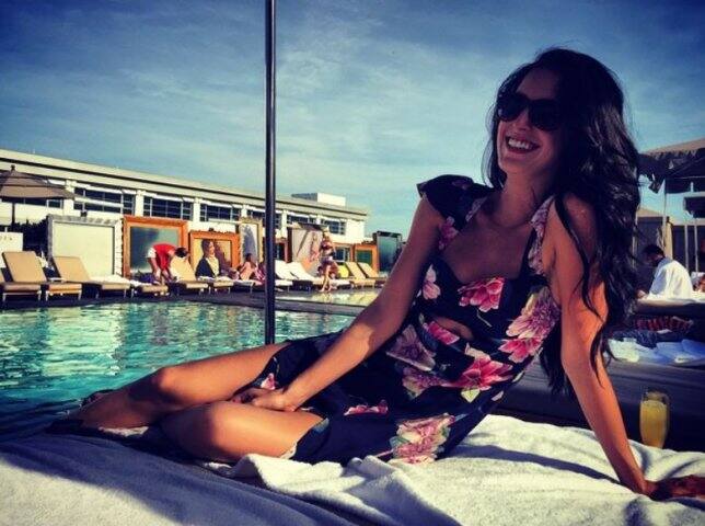 বেশ কয়েকটি বিজ্ঞাপনেও দেখা গিয়েছে তাঁকে।