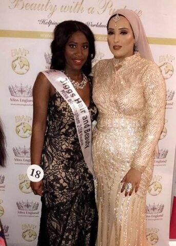 পরিবার ও বন্ধুবান্ধব সমর্থন করেছেন তাঁকে।