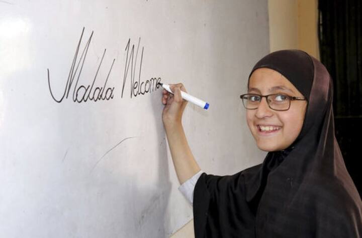 ১৭ বছর বয়সে তাঁকে দেওয়া হয় নোবেল শান্তি পুরস্কার। 