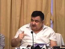 পঞ্চায়েত ভোটে কেন্দ্রীয় বাহিনী? স্পষ্ট করল না কমিশন, নির্ঘণ্ট চ্যালেঞ্জ করে আদালতে যাওয়ার হুঁশিয়ারি বিজেপির, বিরোধীদের কোনও ইস্যু নেই, ভয় পাচ্ছে, কটাক্ষ পার্থর