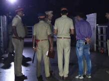 প্রেমের প্রস্তাব প্রত্যাখ্যান করায় ২৮ বছরের বার গার্লকে কুপিয়ে খুন, ধরা পড়ল ১৯ বছরের তরুণ