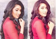 মুসলিম, ব্যাচেলর, অভিনেত্রী (এমবিএ), তাই মুম্বইয়ে থাকার জায়গা পাননি এই নায়িকা!