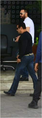 এই \'দুঃসময়ে\' জোধপুরে সলমনের পাশে ছিলেন যাঁরা