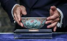 ৫০ বা ১০০ কোটি নয়,  নিলামে ২০০ কোটি দামে বিক্রি হল এই দুর্লভ পেয়ালা