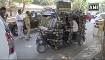 মুম্বইয়ে অভিনব উদ্যোগ, অটোরিকশার গায়ে ১৫০ শিঙা লাগিয়ে হর্ন না বাজানোর আর্জি