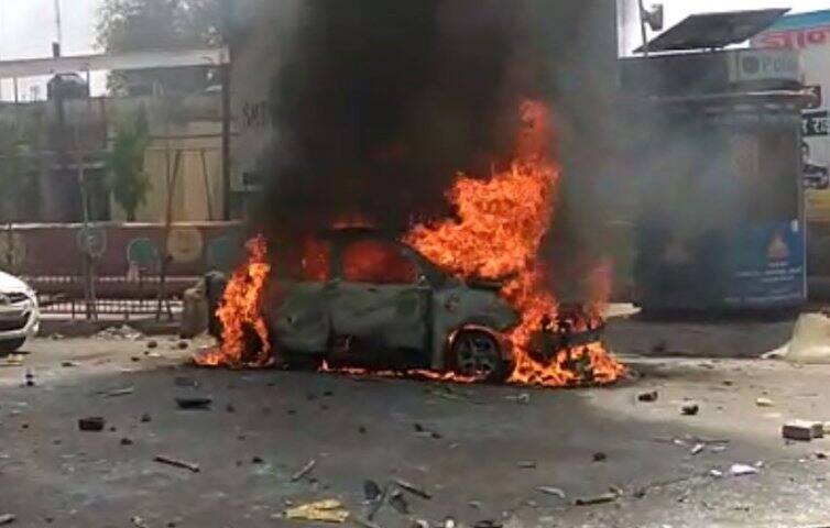 Dalits being ‘tortured’ post April 2 stir, police filing false cases: BJP MP Udit Raj ২ তারিখের ভারত বনধের পর থেকে দলিতদের ওপর অত্যাচার চলছে, মিথ্যে মামলা করছে পুলিশ, ফের অভিযোগ আর এক বিজেপি সাংসদের