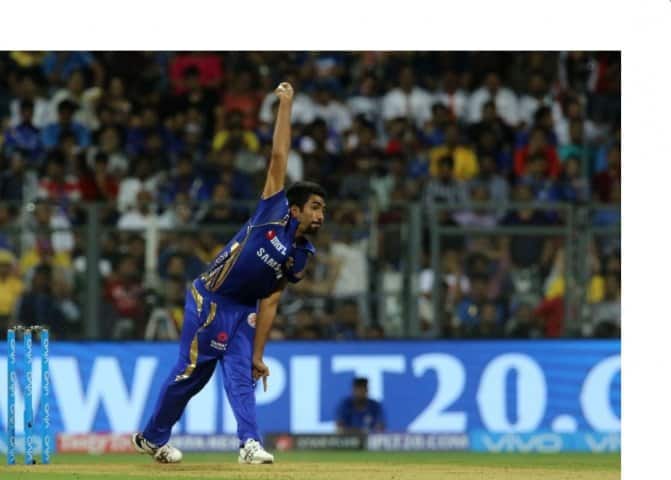 ব্র্যাভোর ব্যাটিংয়ে ভর করেই হারের মুখ থেকে ফিরে গতবারের চ্যাম্পিয়ন মুম্বইয়ের বিরুদ্ধে জয় ছিনেয়ে নেয় চেন্নাই। ব্র্যাভোর সাতটি ছক্কা ও তিনটি বাউন্ডারির ইনিংস ম্যাচের রঙ বদলে দেয়। মিচেল ম্যাকক্লিহ্যাগনেন ও যশপ্রিত বুমরা স্লগ ওভারে বেধড়ক মার খেয়েছেন। 