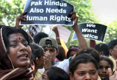Religious minorities continue to face violent attacks in Pak: Watchdog পাকিস্তানে ধর্মীয় সংখ্যালঘুদের উপর ভয়াবহ অত্যাচার চলছে, জানাল মানবাধিকার সংগঠন