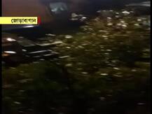 ছবিতে দেখুন: তুমুল ঝড়-ষ্টিতে বিপর্যস্ত কলকাতা সহ দক্ষিণবঙ্গ