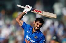 ভিডিওতে দেখুন, মুম্বইয়ের বিরুদ্ধে ম্যাচে আম্পায়ারের সিদ্ধান্তে মেজাজ হারালেন বিরাট