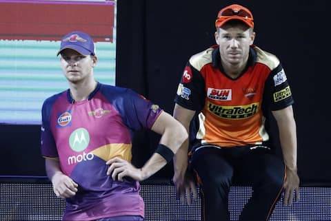 আইপিএল-এ রয়্যাল চ্যালেঞ্জার্স ব্যাঙ্গালোরের হয়ে খেলবেন স্মিথ বা ওয়ার্নার! আইপিএল-এ রয়্যাল চ্যালেঞ্জার্স ব্যাঙ্গালোরের হয়ে খেলবেন স্মিথ বা ওয়ার্নার!