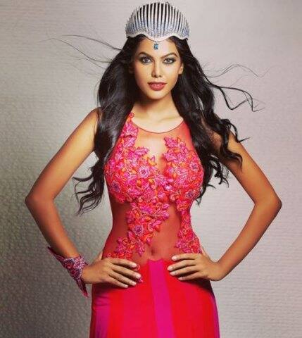   এর আগে নাতাশা মুম্বই ইন্ডিয়ান্স ও চেন্নাই সুপার কিংস ম্যাচের ছবিও ইনস্টাগ্রামে শেয়ার করেন। ছবির সঙ্গে লেখেন, কাল সন্ধ্যার আইপিএল ম্যাচে দারুণ খেলেছ তুমি। তুমি নিঃসন্দেহে ম্যান অব দি ম্যাচের দাবিদার।  