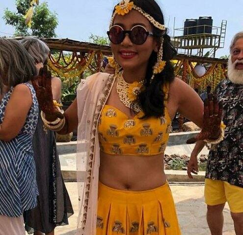 ২০০৬ সালে ফ্রান্সের মডেল মিলিন জাম্পানয়কে বিয়ে করেন মিলিন্দ। তবে তিন বছর পরেই তাঁদের বিচ্ছেদ হয়ে যায়