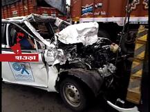 উলুবেড়িয়ায় ম্যাটাডোরের পিছনে ধাক্কা , মৃত গাড়ির চালক ও পাঁচ বছরের শিশু