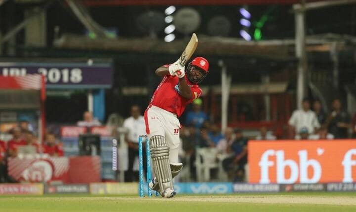 এবারের আইপিএলের প্রথম দিনের নিলামে অবিক্রিত গেইল টানা তিনটি ম্যাচে হাফসেঞ্চুরি করে সমালোচকদের মুখ বন্ধ করে দিয়েছেন। 
