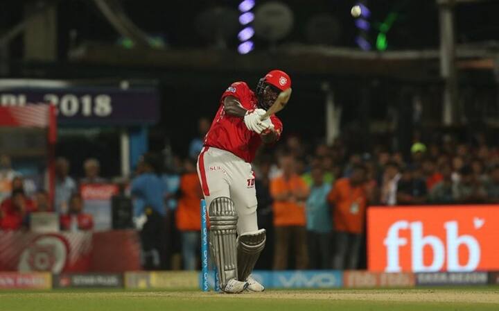 গেইল এখনও পর্যন্ত তিনটি ম্যাচে মোট ২১ ছক্কা মেরেছেন। 