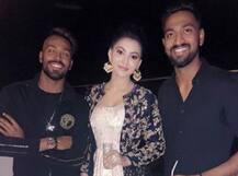 সত্যি! হার্দিক পাণ্ড্যকে ‘ডেট’ করছেন ঊর্বশী রৌতেলা?