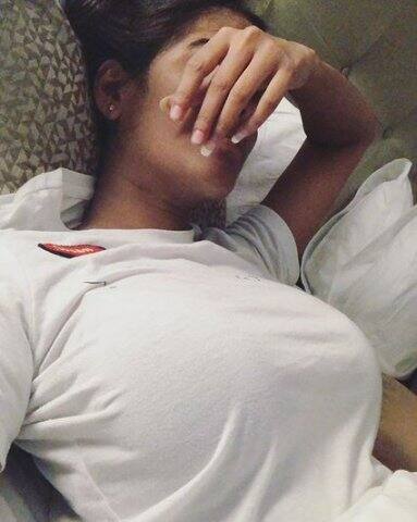 ইন্সটাগ্রামে তাঁকে কখনও গান গাইতে দেখা যায়, কখনও আবার অনুরাগীদের প্রশ্নের লাইভ জবাব দেন তিনি।