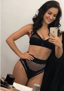 ফটোশ্যুটের জন্য প্রস্তুতি সলমনের প্রিয় এই অভিনেত্রীর