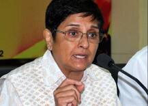 গ্রামবাসীরা শৌচাগার না বানালে মিলবে না বিনামূল্যে চাল, ঘোষণা পুদুচেরির লেফটেন্যান্ট গভর্নর কিরণ বেদীর